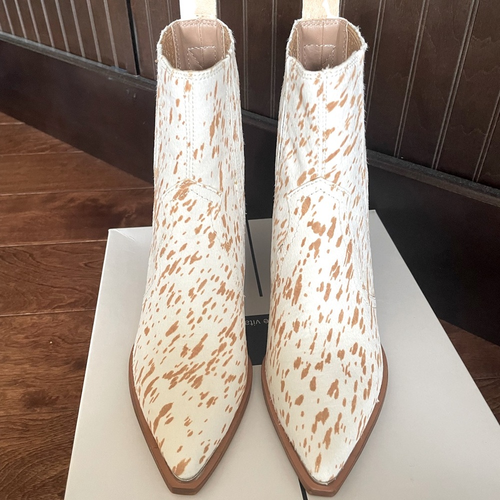 Dolce Vita Western Booties, NWOT